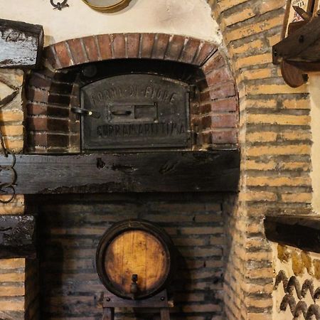 Santo'S House Luxury - Idromassaggio E Doccia Emozionale Villa Santo Stefano Di Sessanio Eksteriør billede