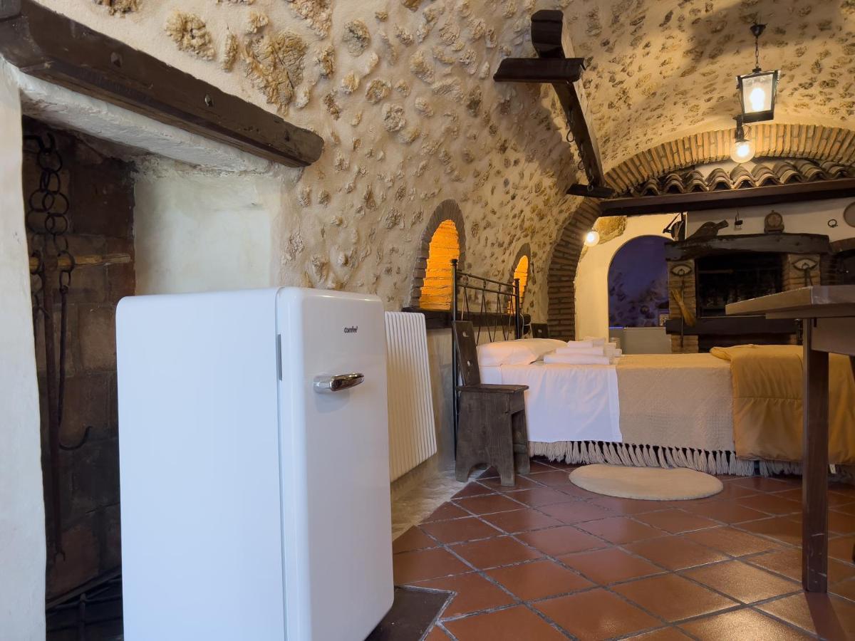Santo'S House Luxury - Idromassaggio E Doccia Emozionale Villa Santo Stefano Di Sessanio Eksteriør billede