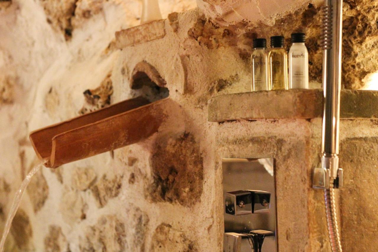 Santo'S House Luxury - Idromassaggio E Doccia Emozionale Villa Santo Stefano Di Sessanio Eksteriør billede